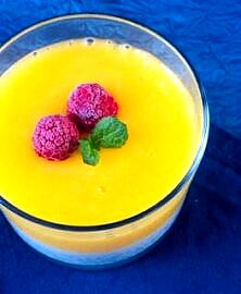 Chia pudding au coulis de mangue