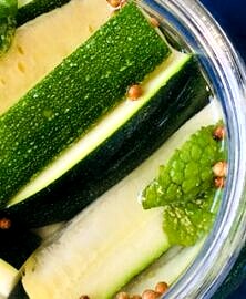 Courgettes lactofermentées