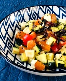 Salade de courgettes aux abricots