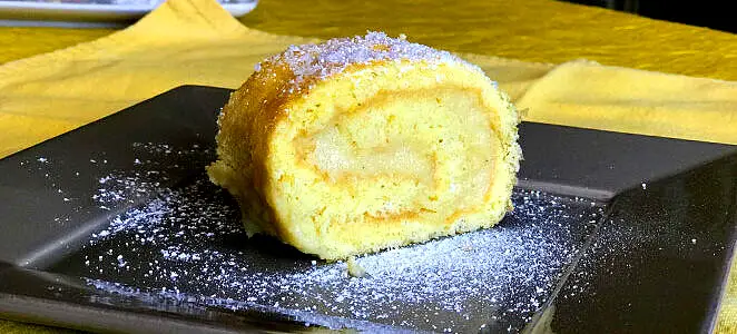 Gâteau roulé à la crème pâtissière sans gluten