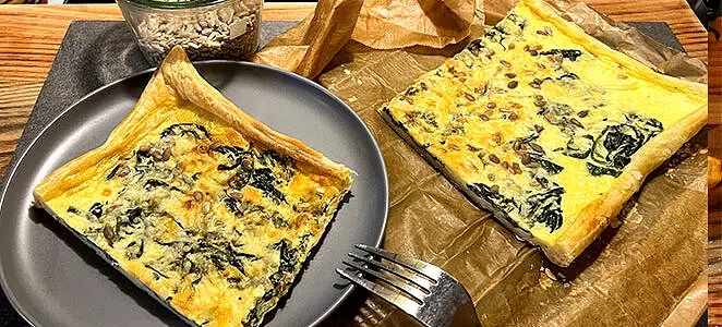 Tarte épinards, emmenthal et graines de tournesol