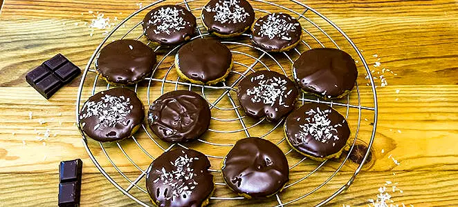 Biscuits nappés au chocolat (sans gluten)