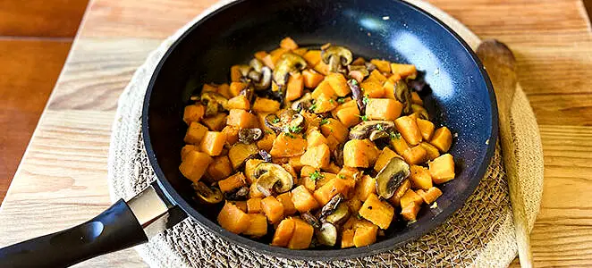 Poêlée de butternut et champignons à l’échalote